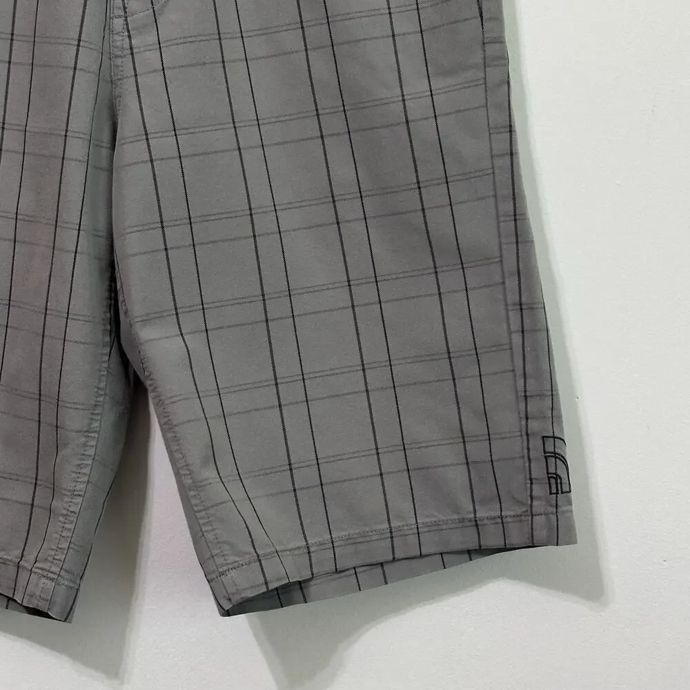 The North Face Shorts Mens‎ 30 Gray Plaid Cargo 11